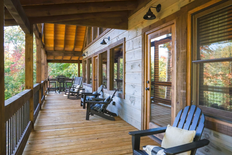 Front Porch of Chady PM Vacation property